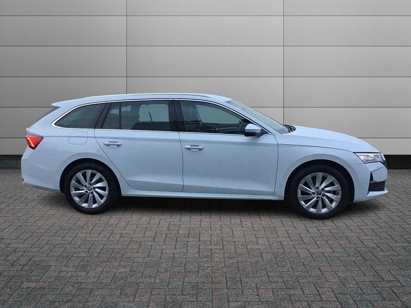 SKODA Octavia 1.5 TSI (150ps) First Edition ACT