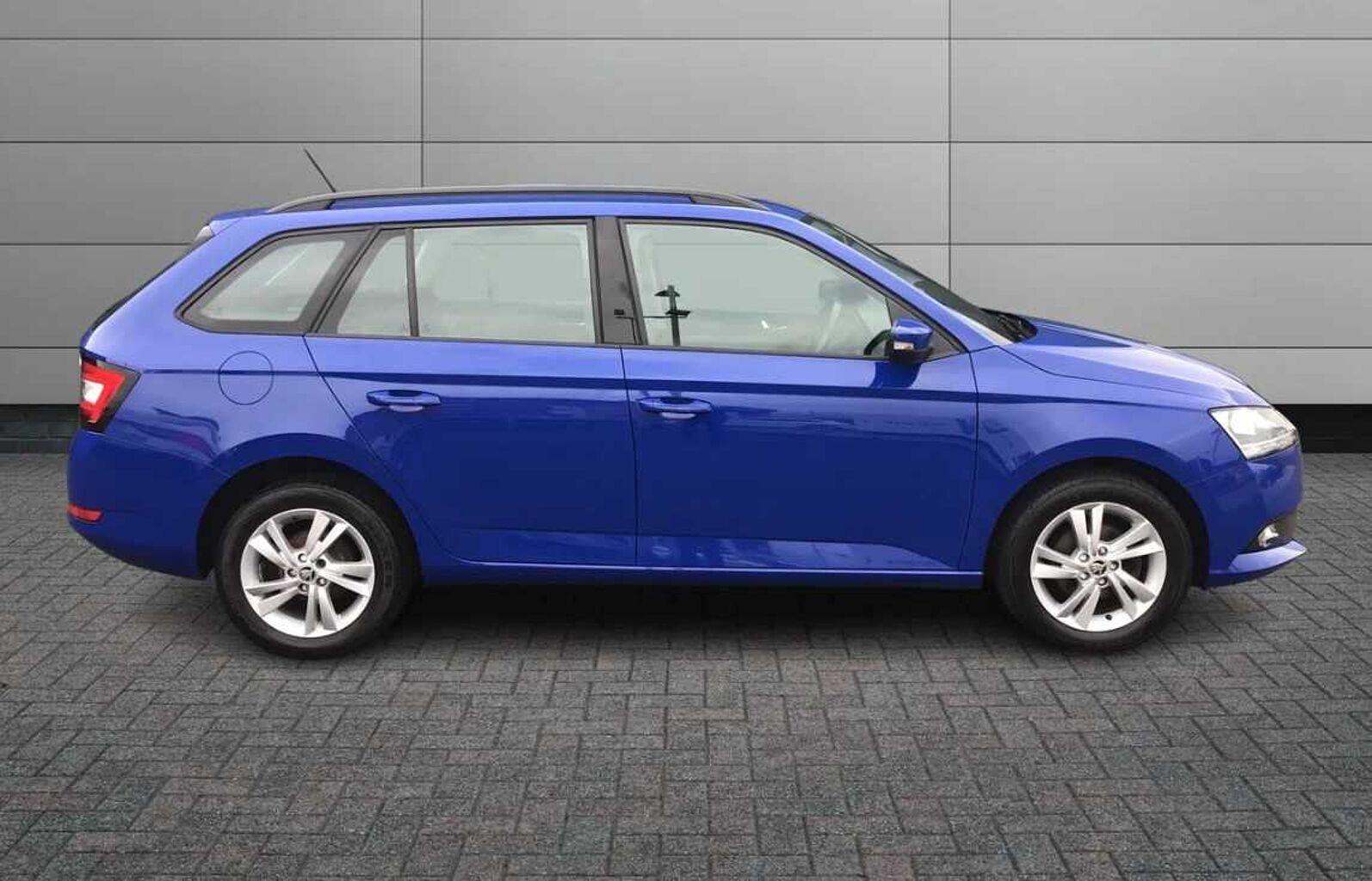 SKODA Fabia 1.0 TSI SE (110PS) S/S 5-Dr Estate