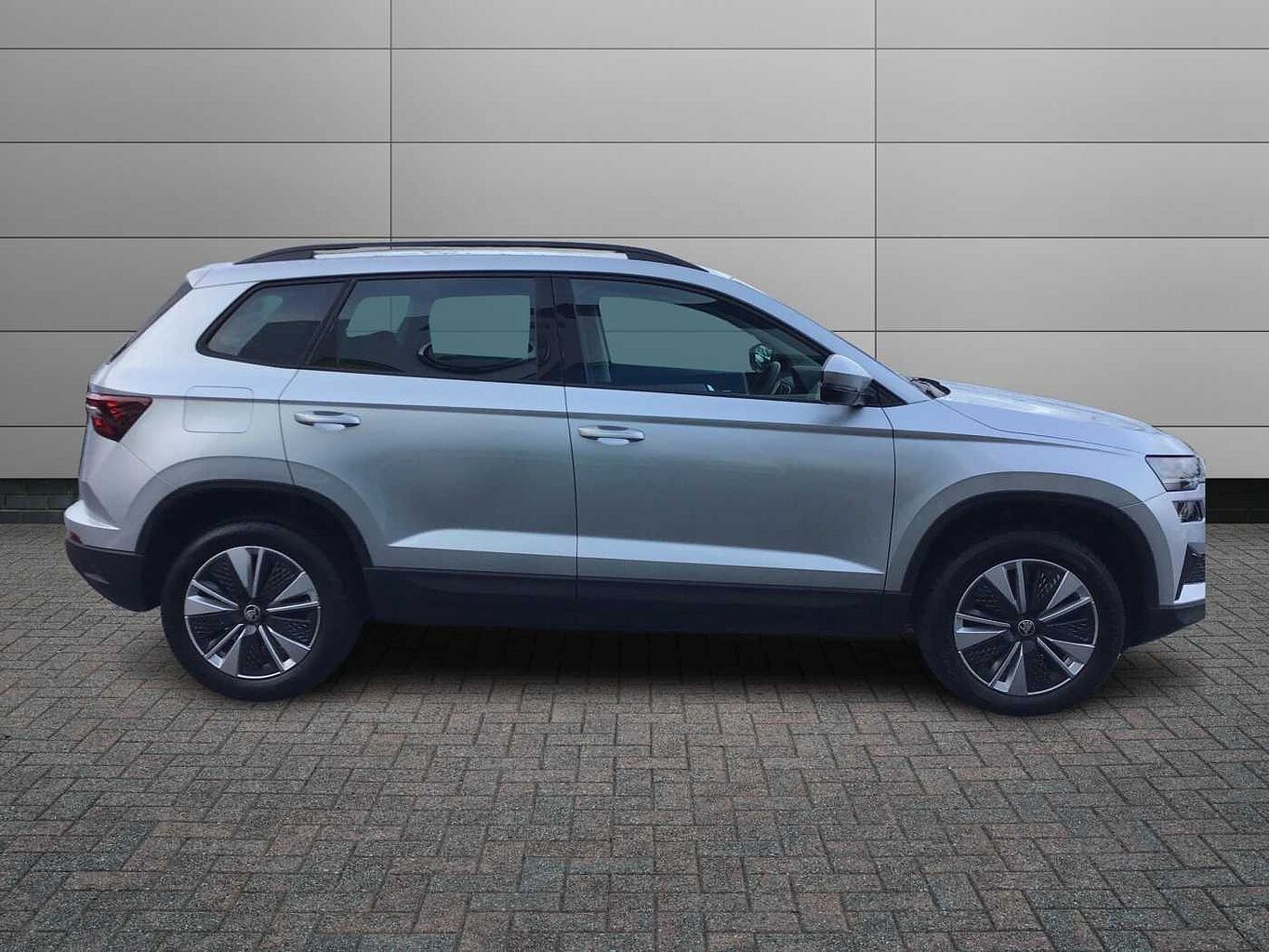 SKODA Karoq SUV 1.0 TSI (110ps) SE Drive