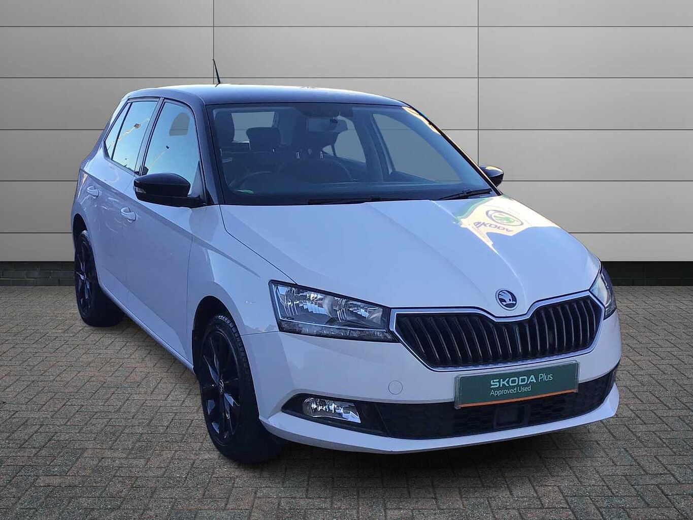 SKODA Fabia 1.0 MPI (75ps) Colour Edition (s/s) 5-Dr HB