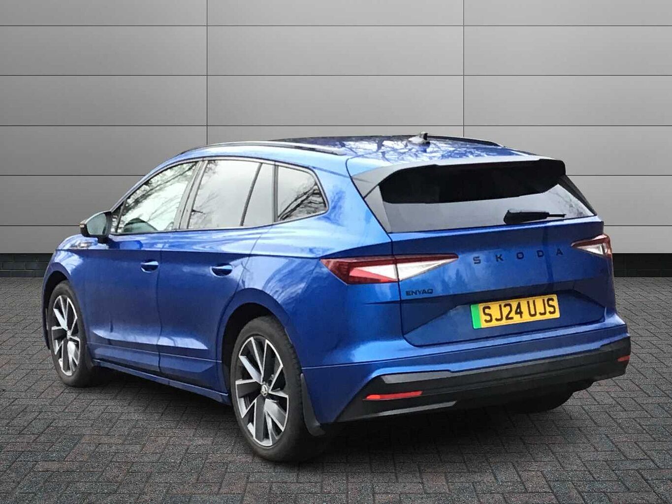 SKODA Enyaq Estate 210kW 85x Sportline Plus 82kWh 4x4 5dr Auto